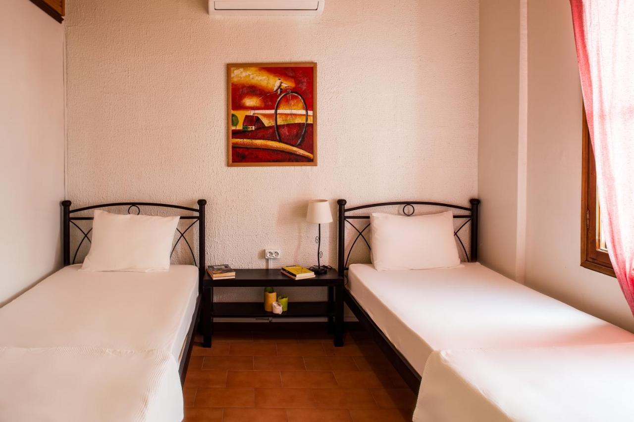 Alice House Apartment Porto Heli Ngoại thất bức ảnh