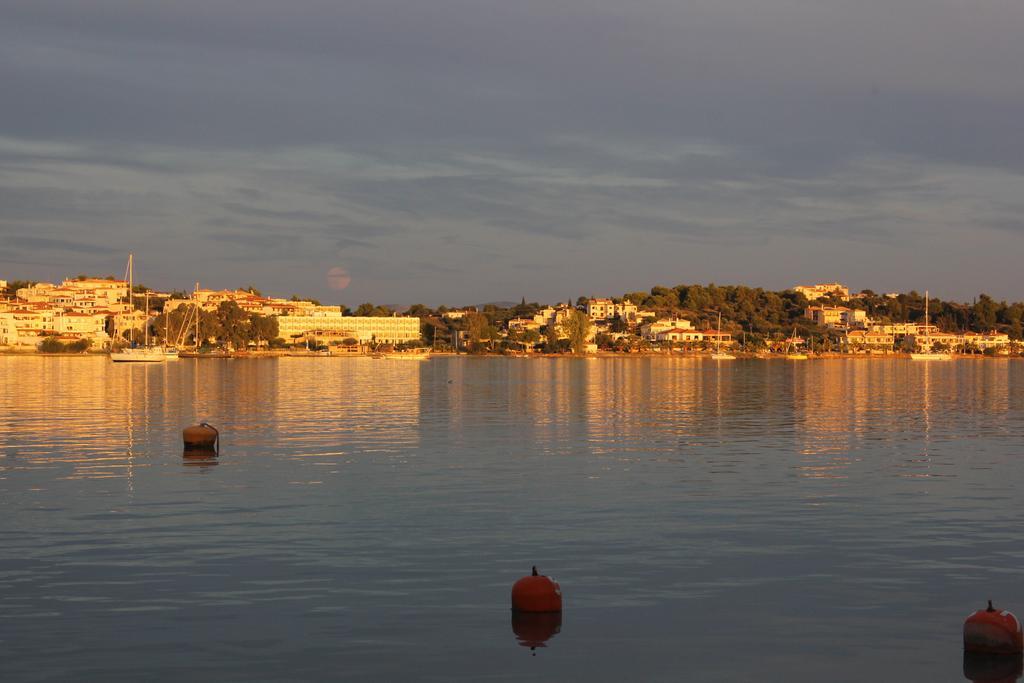 Alice House Apartment Porto Heli Ngoại thất bức ảnh